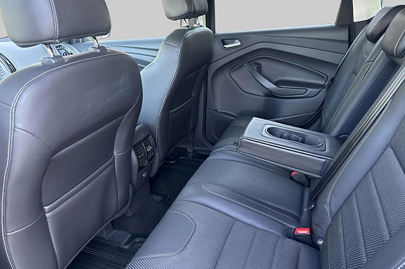 Ford Kuga 5 of 5