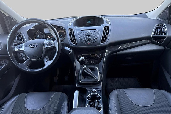 Ford Kuga 9 of 15