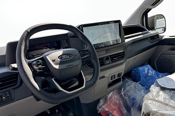Ford Transit Custom 7 of 10