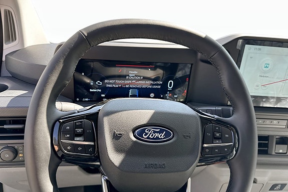 Ford Transit Custom 9 of 10