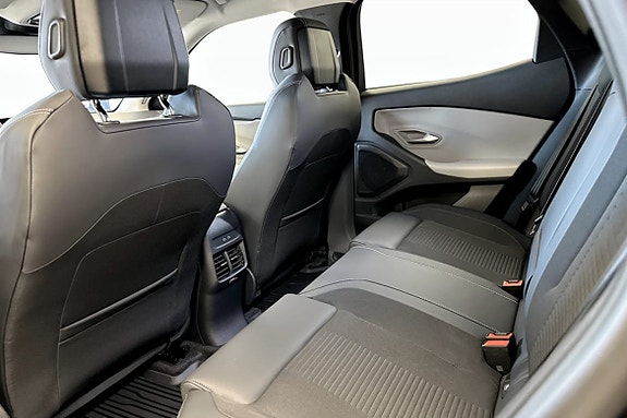 Ford Explorer 11 of 13