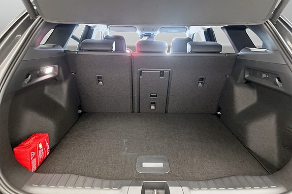 Ford Explorer 12 of 13
