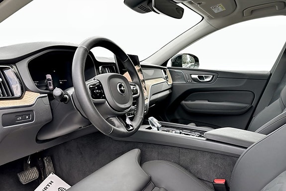 Volvo XC60 5 of 5