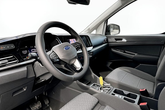 Ford Transit Connect 8 of 14