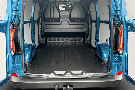 Ford E-Transit 7 of 7