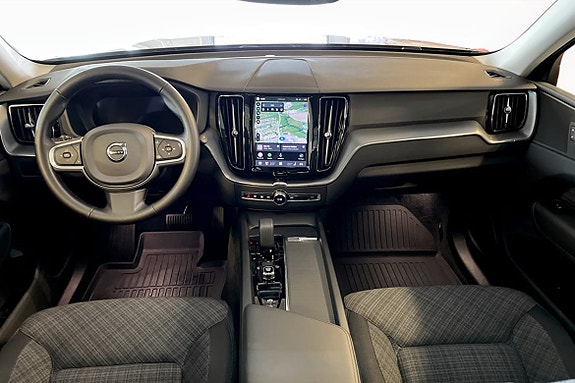 Volvo XC60 4 of 5