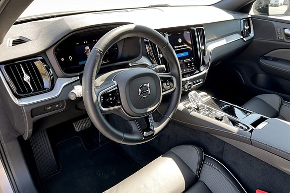 Volvo V60 5 of 9