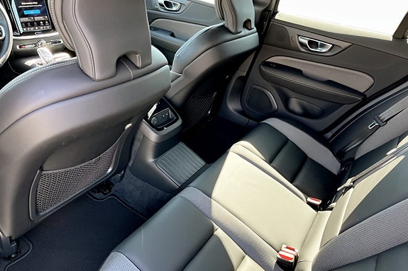 Volvo V60 8 of 9