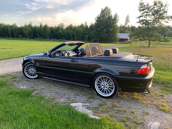 BMW 330Ci 3 of 5