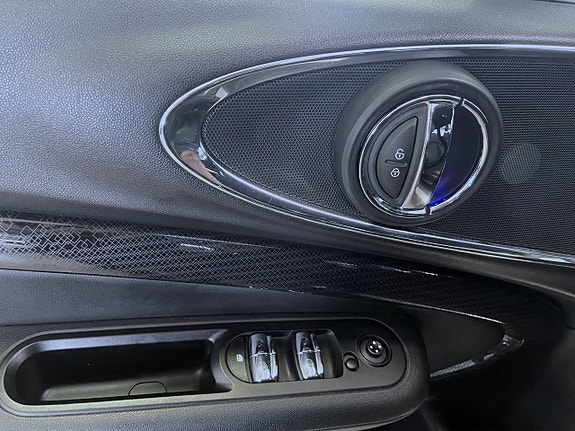 MINI Clubman Cooper S 9 of 19