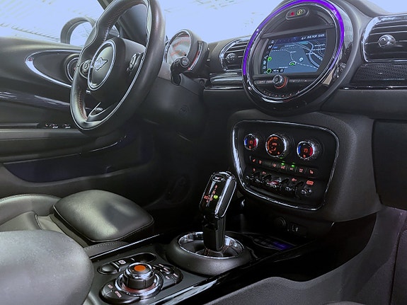 MINI Clubman Cooper S 15 of 19