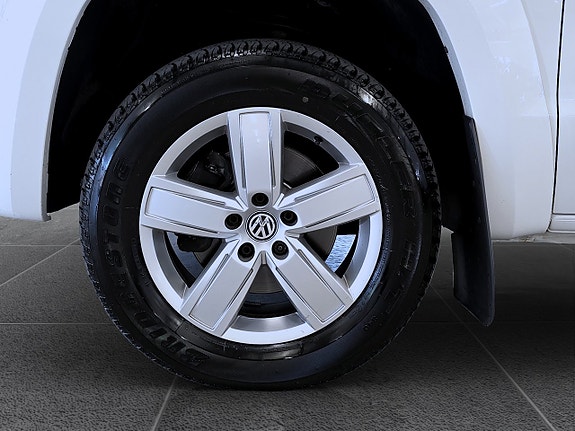 Volkswagen Amarok 16 of 16