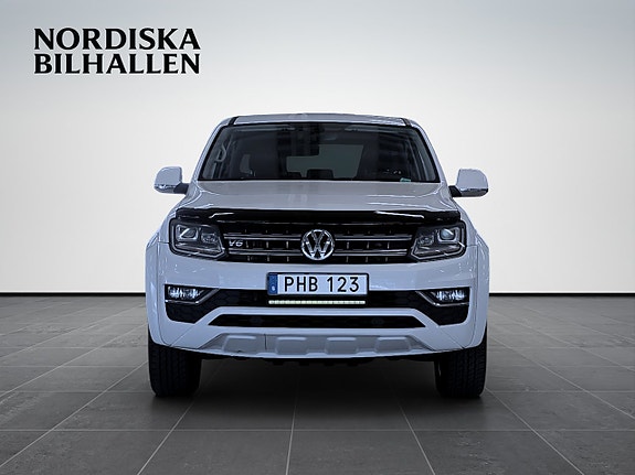Volkswagen Amarok 2 of 16