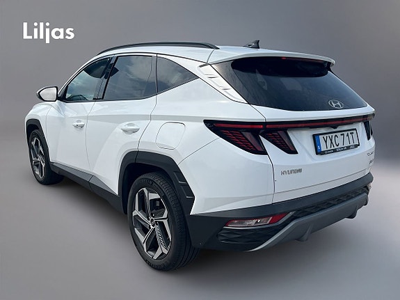 Hyundai Tucson 2 of 5
