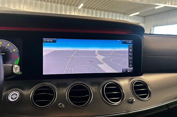 Mercedes-Benz E300 de 19 of 27