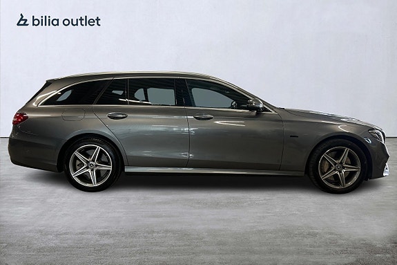 Mercedes-Benz E300 de 5 of 5