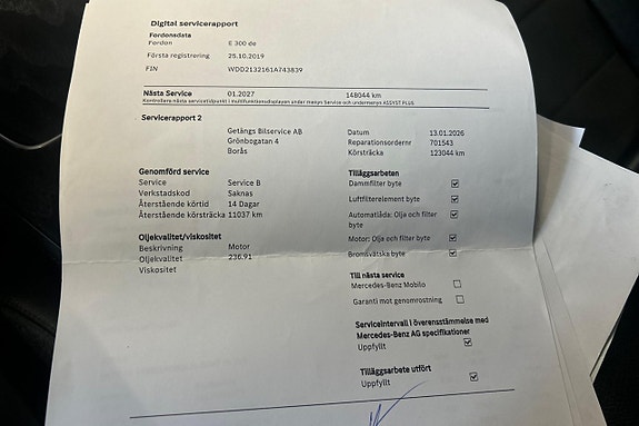 Mercedes-Benz E300 de 27 of 27