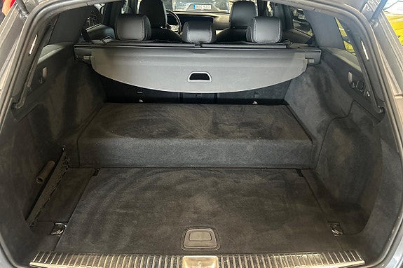 Mercedes-Benz E300 de 10 of 27