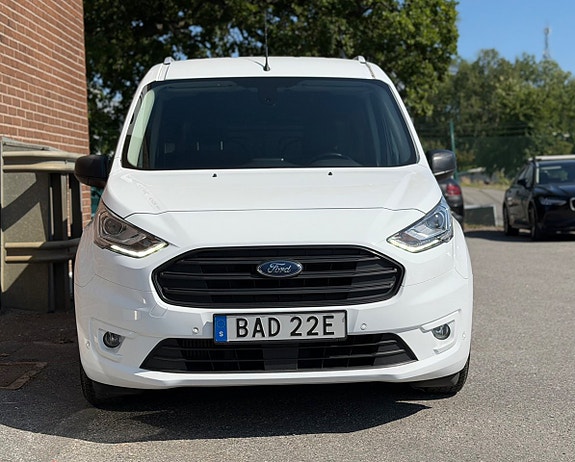 Ford Transit Connect 5 of 5