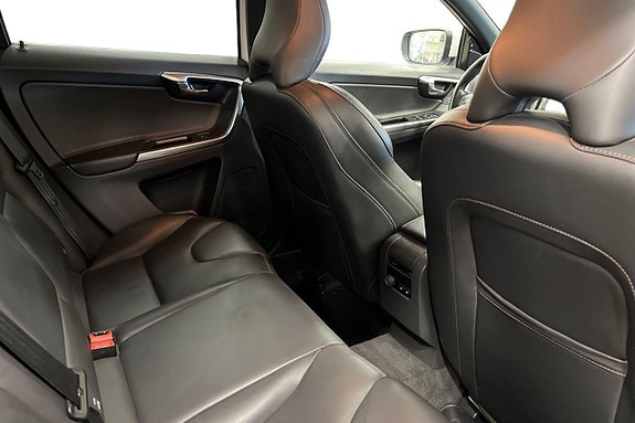 Volvo XC60 20 of 24