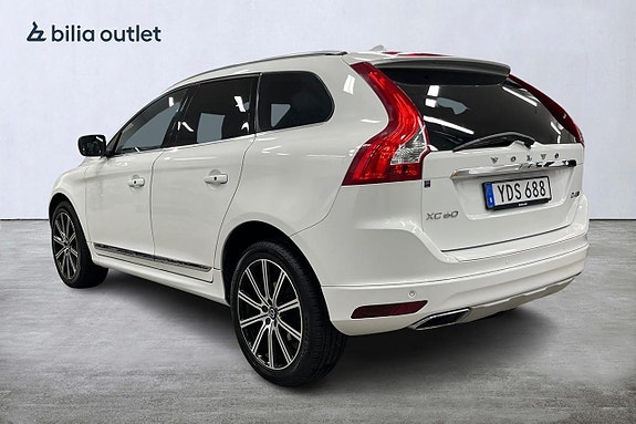 Volvo XC60 4 of 24