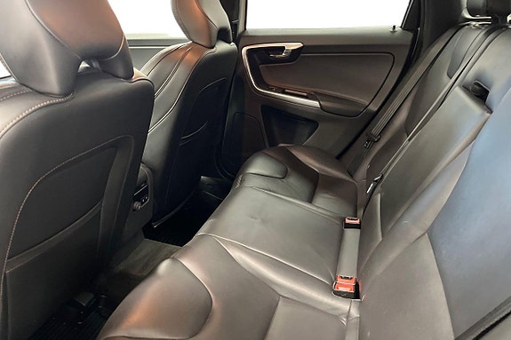 Volvo XC60 21 of 24