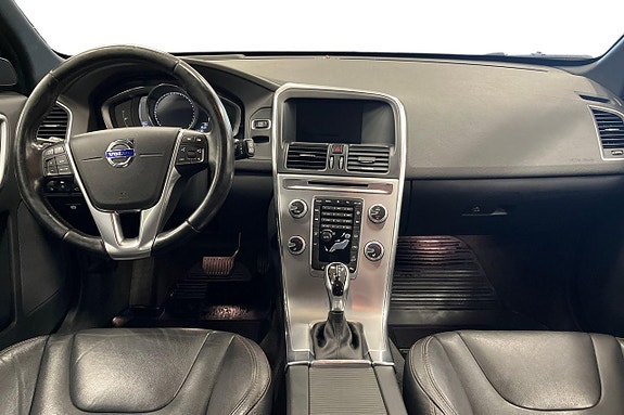 Volvo XC60 15 of 24