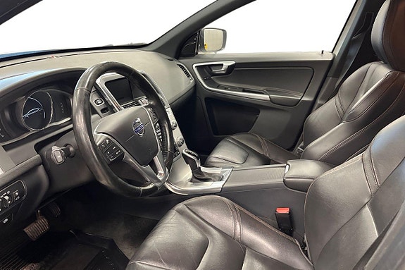Volvo XC60 13 of 24