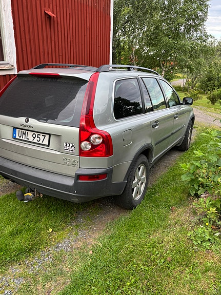 Volvo XC90 4 of 5