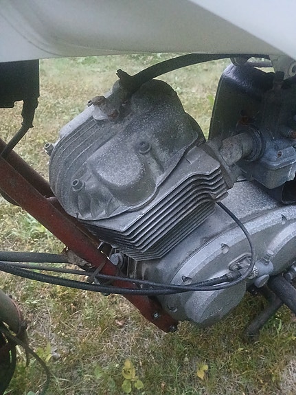 Moto Guzzi 12 of 22