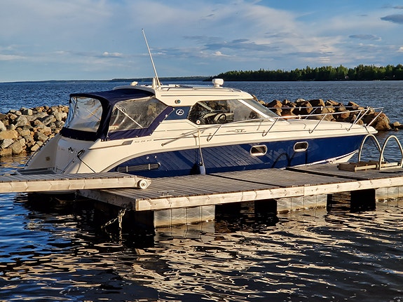Aquador 26HT 2009 2 of 3
