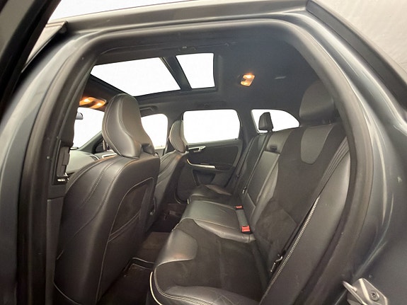 Volvo XC60 26 of 30