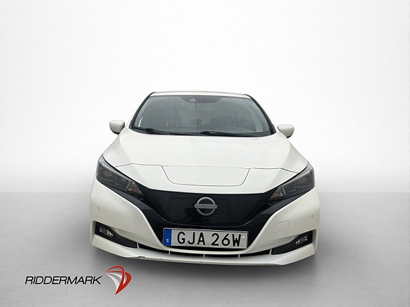 Nissan Leaf 3 of 5