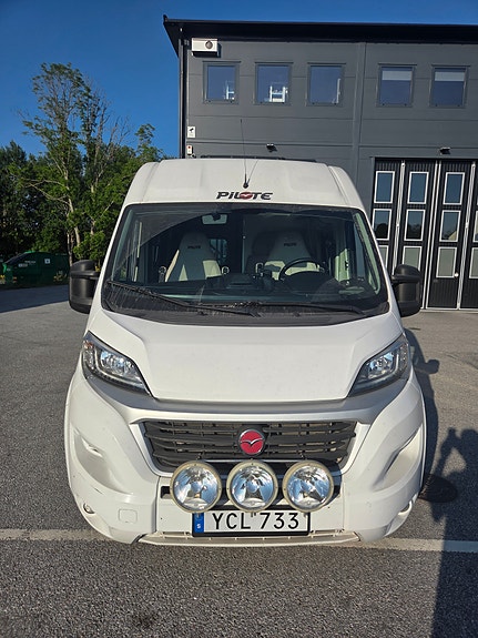 Pilote V540G 3 of 5