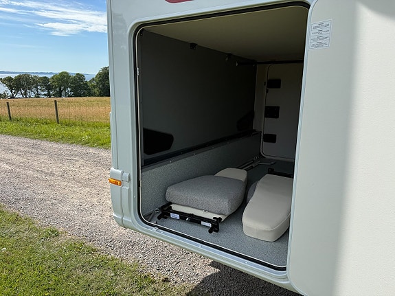 Dethleffs 7051 Pulse I GT elektriska stödben 11 of 22