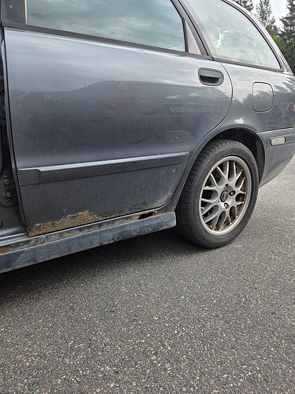 Volvo V40 4 of 6