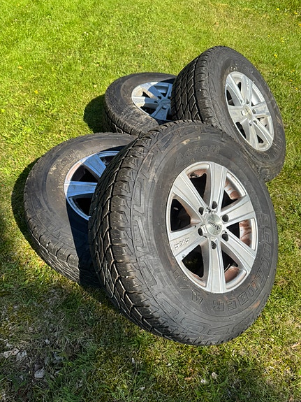 Mitsubishi Pajero Sport 4 of 5