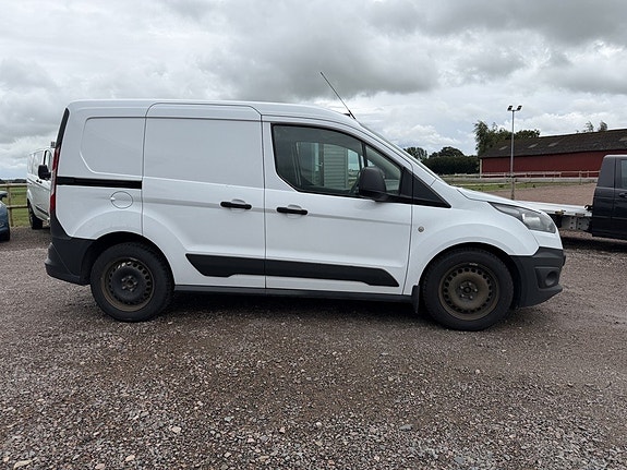 Ford Transit Connect 4 of 5