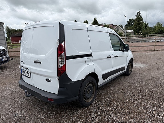 Ford Transit Connect 5 of 5