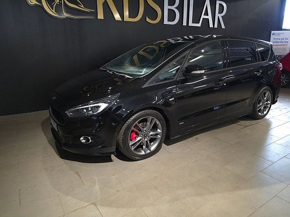 Ford S-MAX 2 of 5