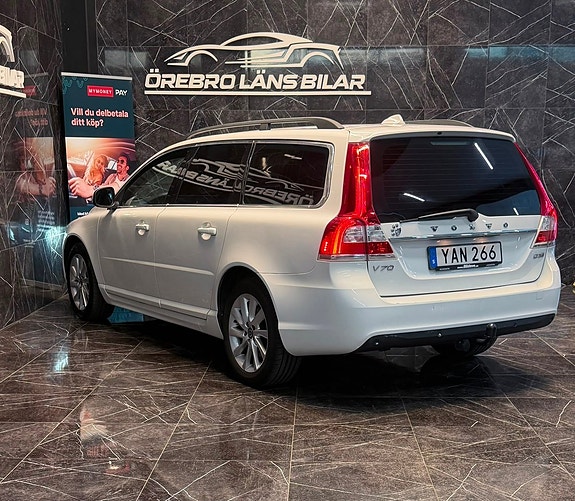 Volvo V70 6 of 19