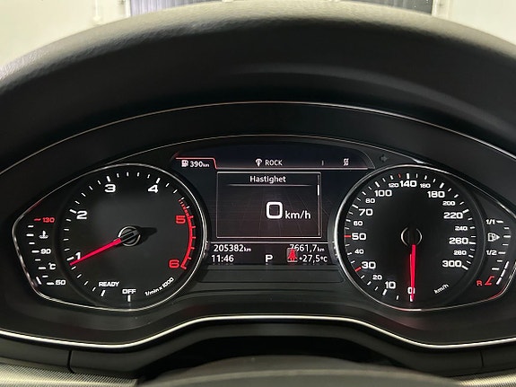 Audi A4 9 of 16