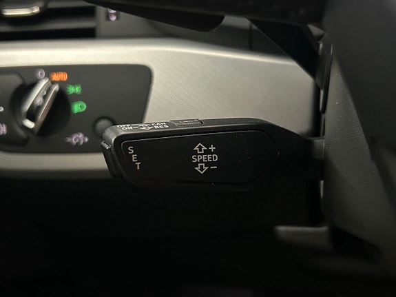 Audi A4 14 of 16