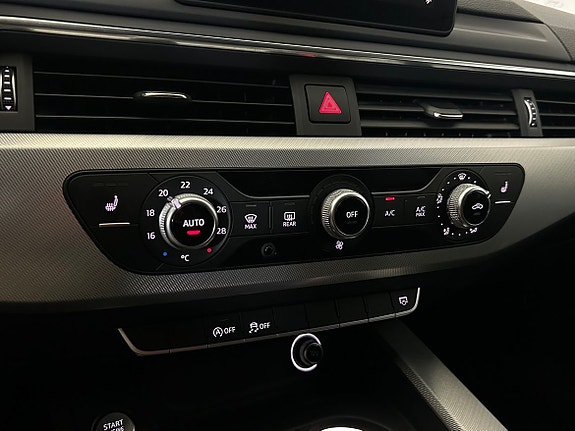 Audi A4 15 of 16
