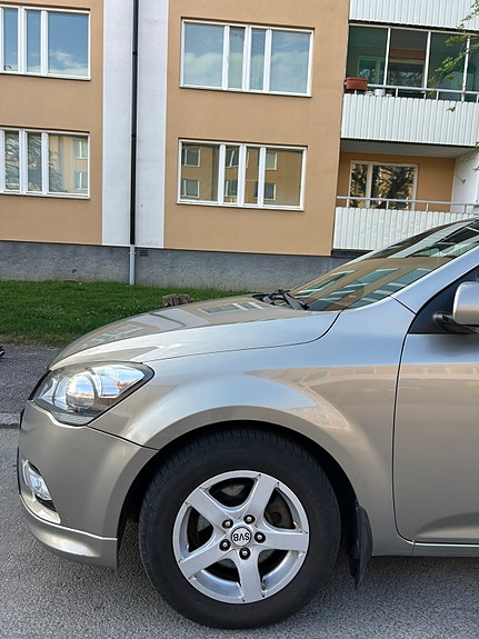 Kia Ceed 3 of 9