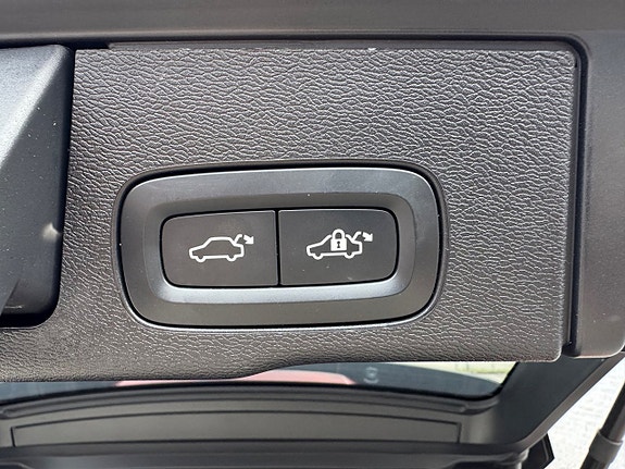 Volvo XC60 22 of 23