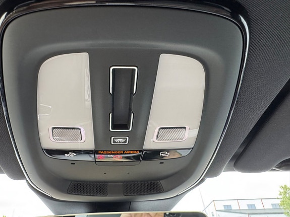 Volvo XC60 20 of 23