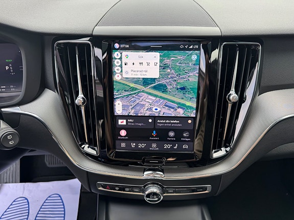 Volvo XC60 16 of 23