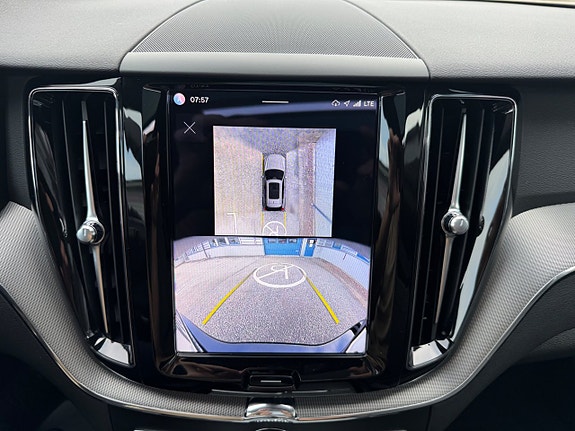 Volvo XC60 19 of 23