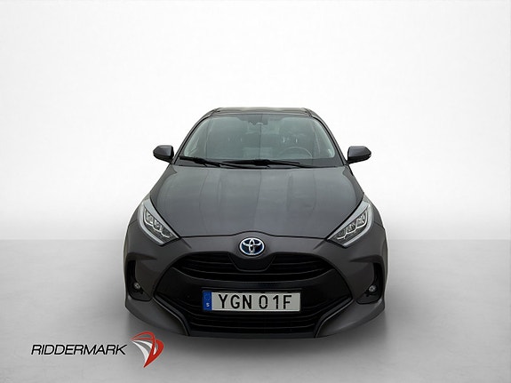 Toyota Yaris 2 of 5